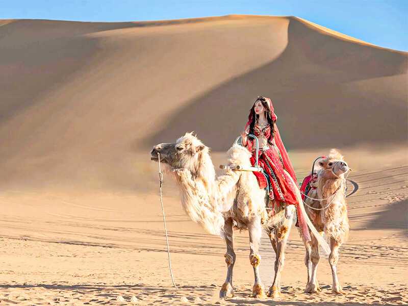 KHÁM PHÁ DU LỊCH TÂN CƯƠNG – VÙNG ĐẤT KỲ VĨ ĐẬM BẢN SẮC VĂN HOÁ TRUNG Á