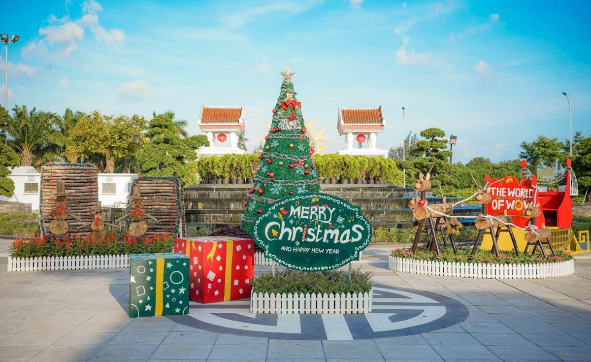 Những Điểm Du Lịch Nổi Tiếng Mùa Giáng Sinh Tại Châu Á – Trải Nghiệm Lễ Hội Lung Linh Cùng Worldtrip