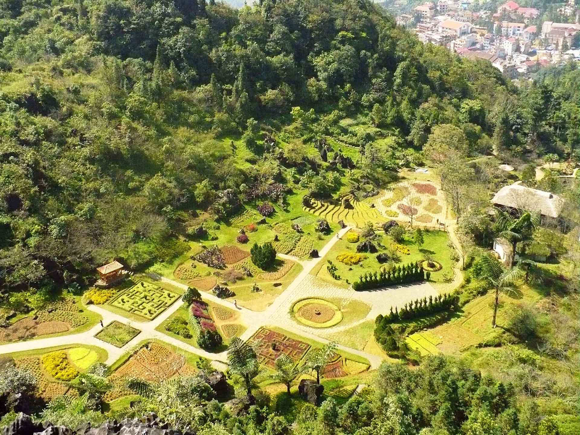 TOUR GHÉP: SAPA - CÁT CÁT - HÀM RỒNG - FANSIPAN 3N2Đ